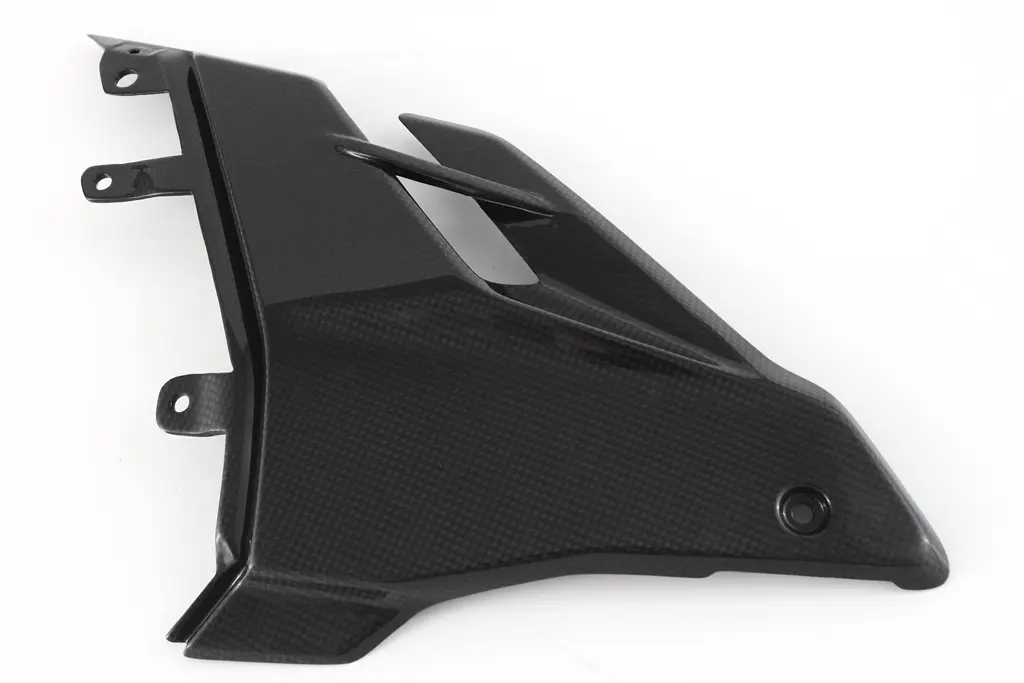 SFV4 Fullsix Lower Fairing Right