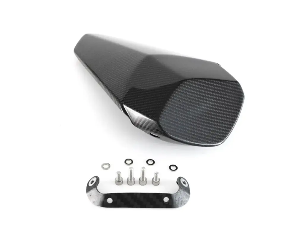 R1 Fullsix Seat holder 2015