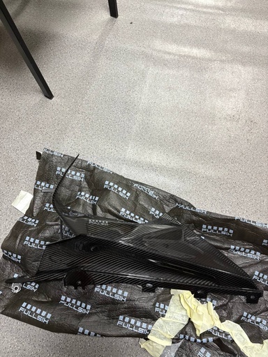 [MB-RR19-TC40L] S1000RR Fullsix Fairing Cover(Left)