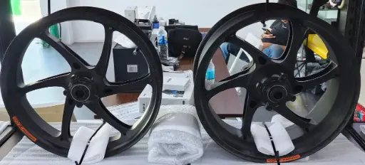 [H6332DU60Z1M0] Panigael V4 OZ Racing Matte Black Wheels Set G7